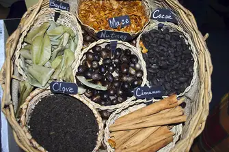 Buy fresh spices straight from the growers