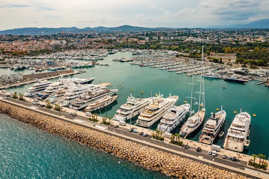 A Guide To Choosing The Right Marina For Your Yacht Burgess a-guide-to-choosing-the-right-marina-for-your-yacht-burgess