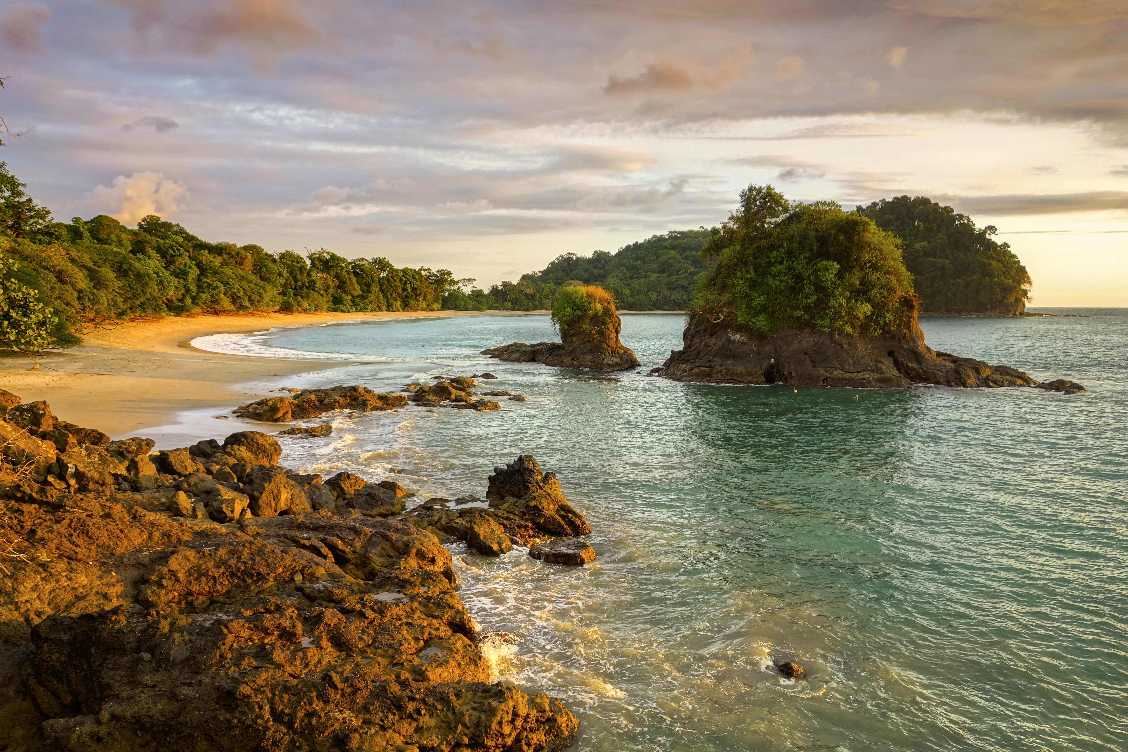Playa Espadilla Beach in Manuel Antonio National Park