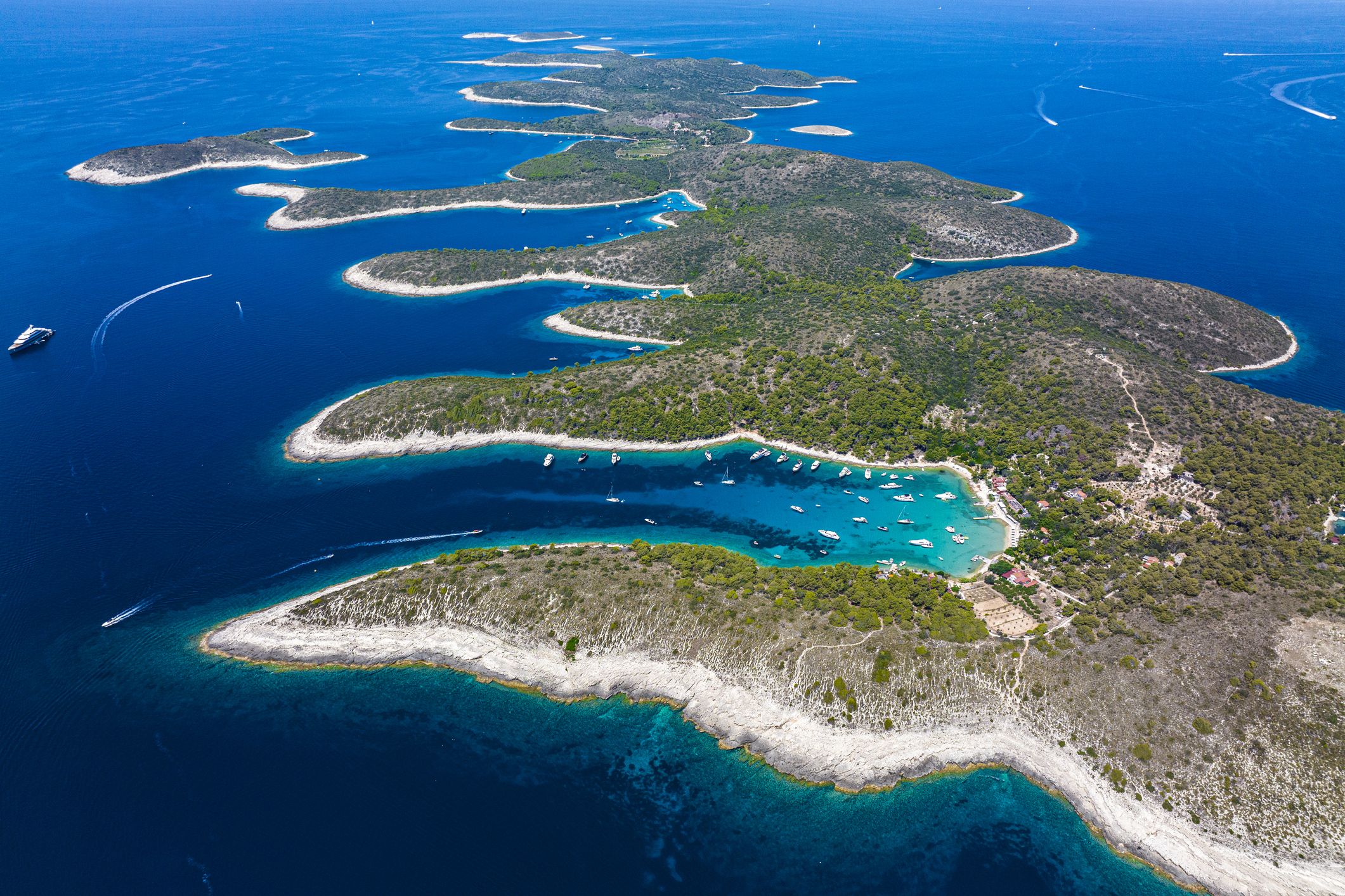 Relaxed island hopping