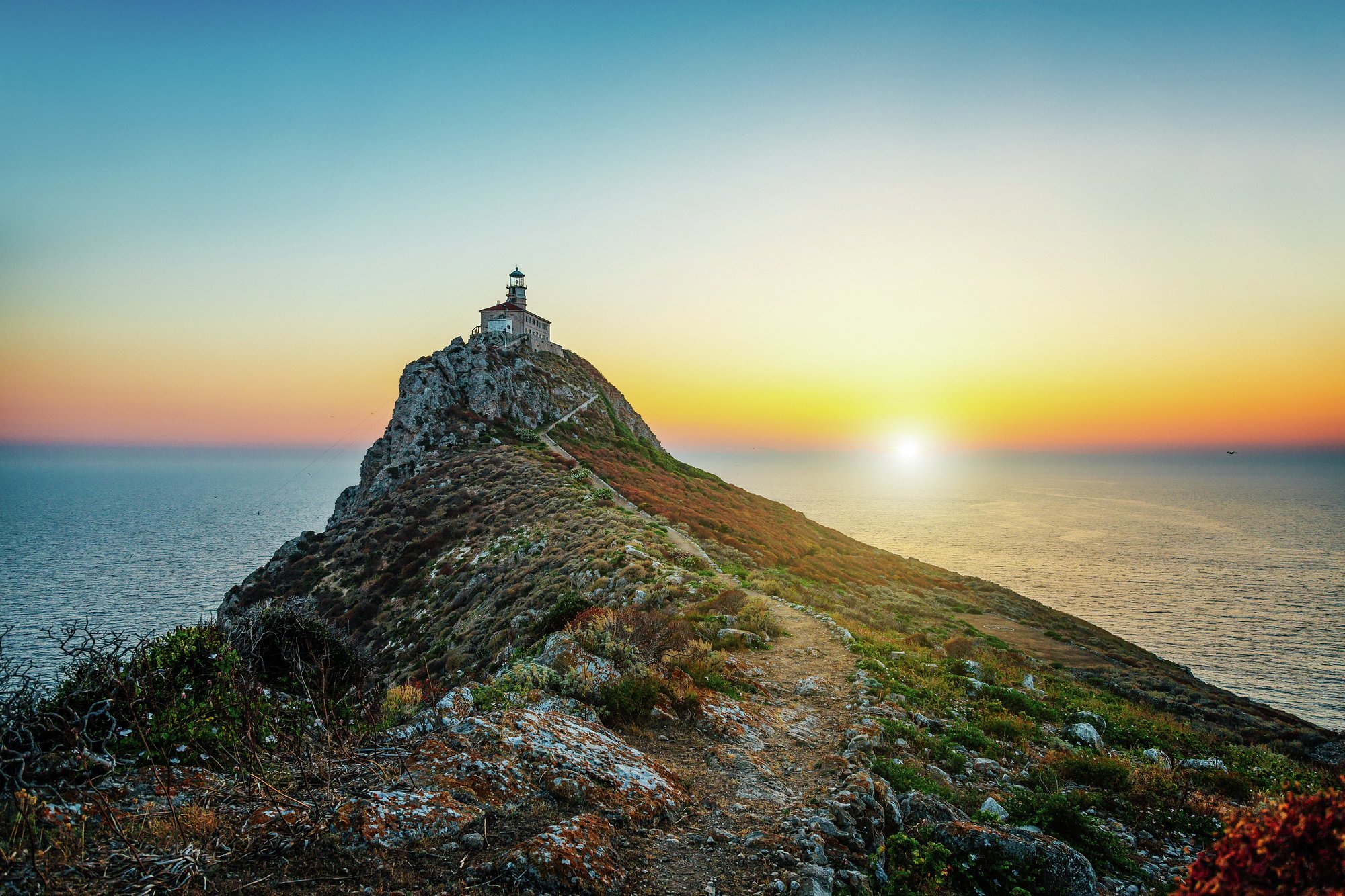 Visit the Palagruža lighthouse and admire the stunning Croatian sunsets