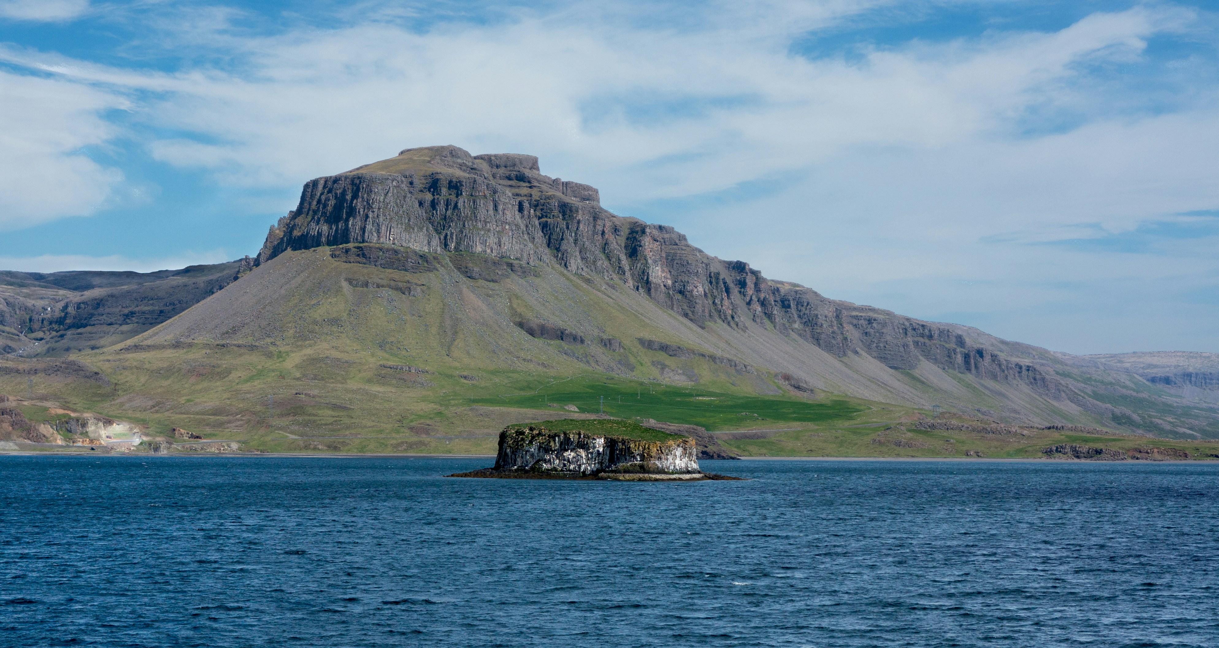 Hvalfjörður