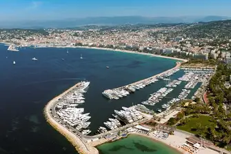 Looking northwest from Port Pierre Canto across the Baie de Cannes towards Vieux Port, the two locations of the Cannes Yachting Festival