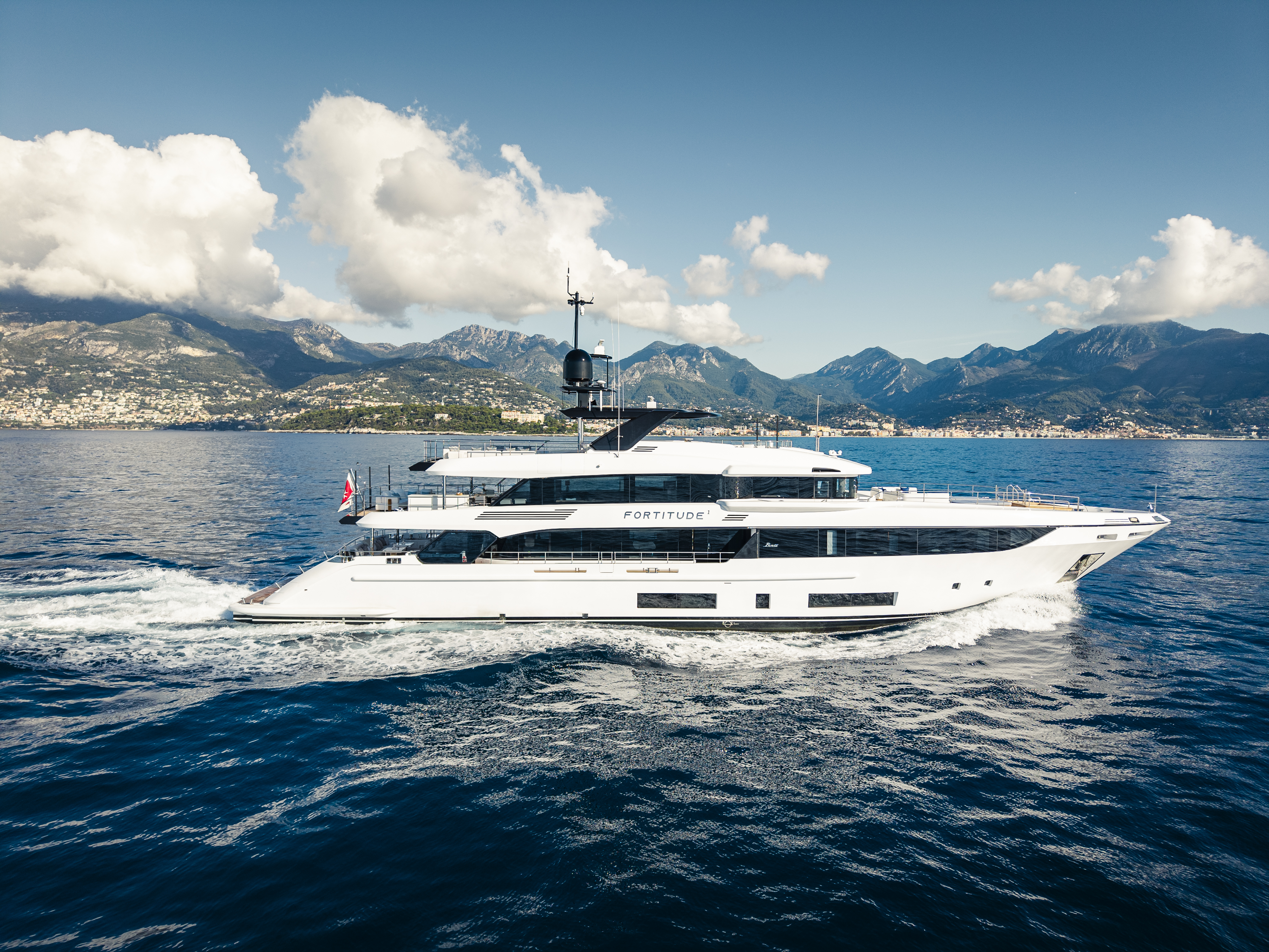 FORTITUDE1 superyacht