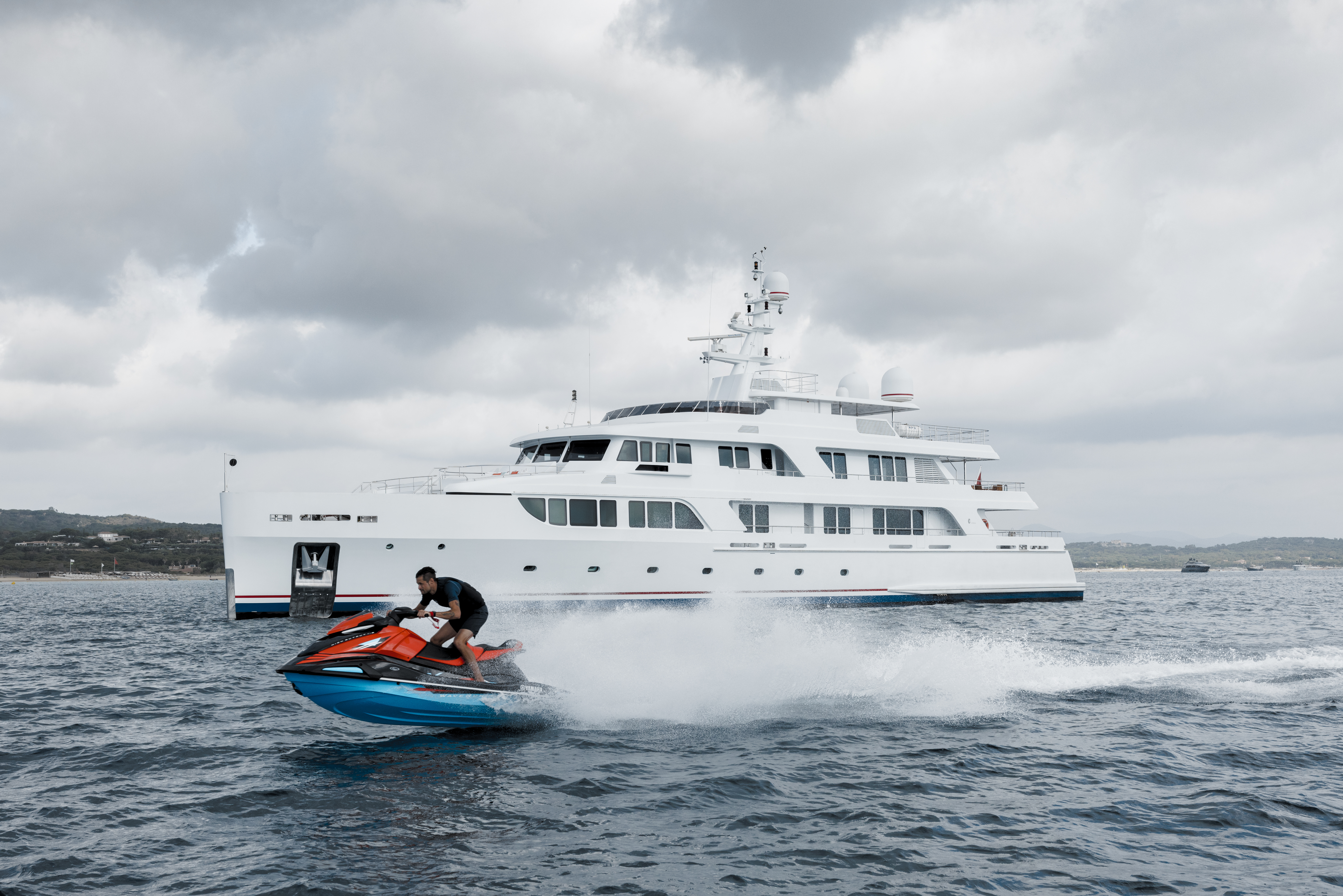 KADIMO'S yacht