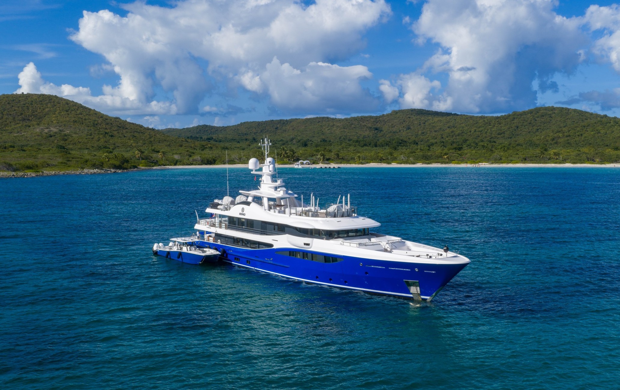 NOMAD yacht