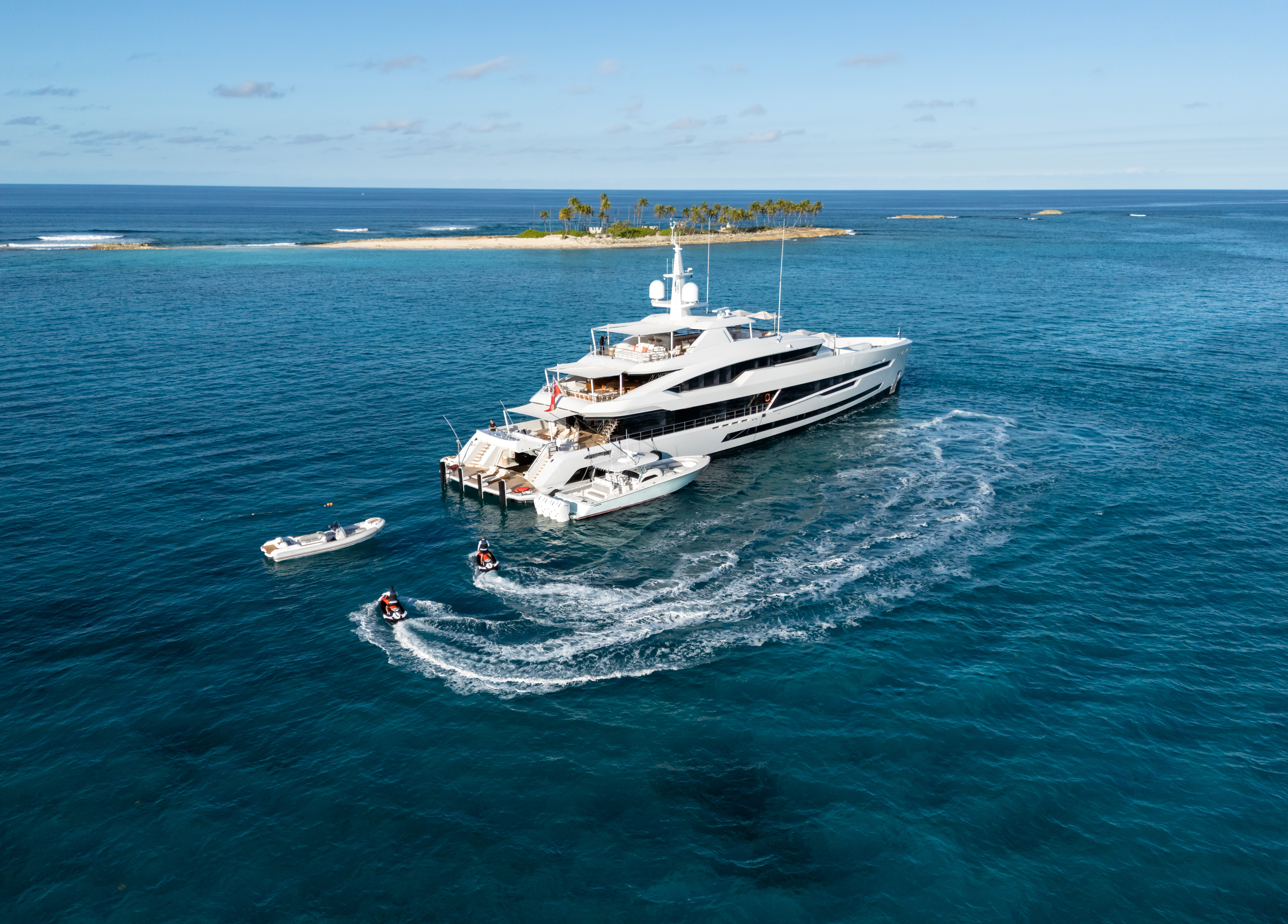 Family yacht charter