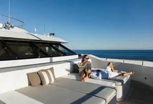 yacht agency services