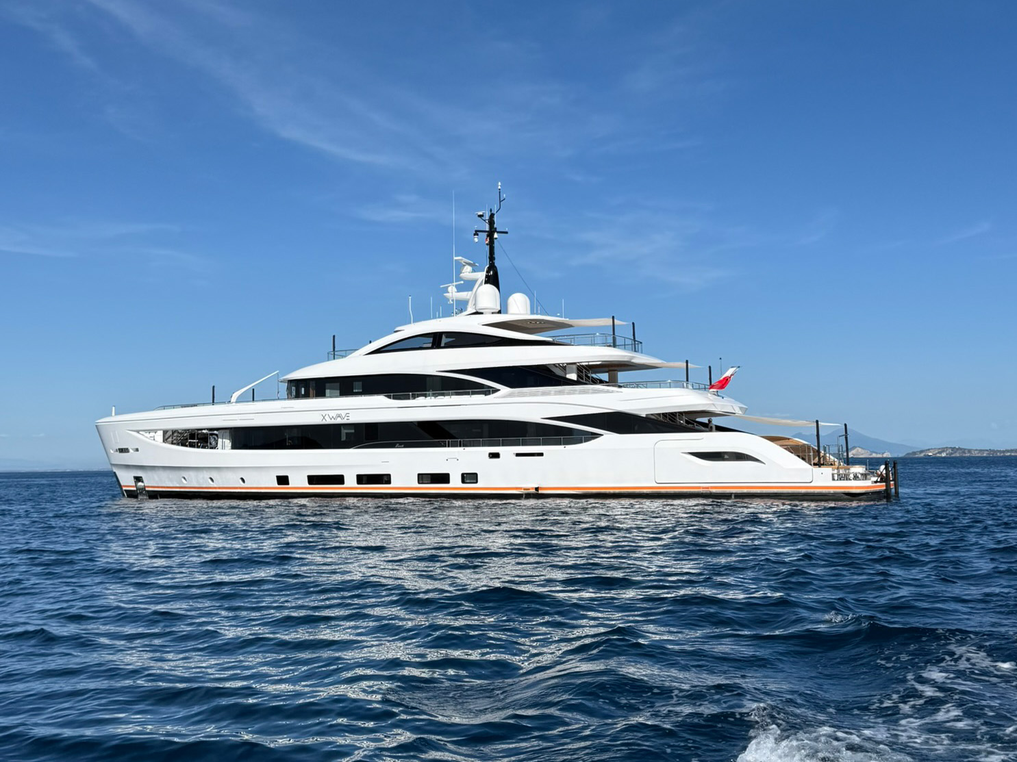 XWAVE Benetti yacht