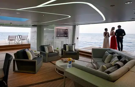 birthday party on yacht