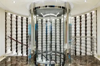 The tubular glass elevator