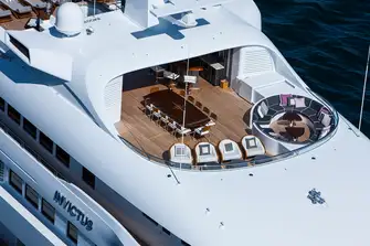 With inside-outside space over six decks, INVICTUS easily accommodates 20 guests