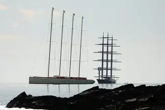 SYMPHONY - Building the largest sailing yacht in the world.