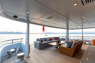 The main deck aft is spacious and multipurpose