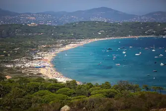The legendary stretch of sand forming the western edge of the Baie de Pampelonne, south of Saint-Tropez