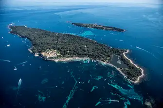 Îsle Sainte-Marguerite, one of the unspoilt Îsles de Lérins, is a short tender ride from Cannes