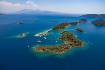 The islands south of Göcek are anchorages ripe for exploration