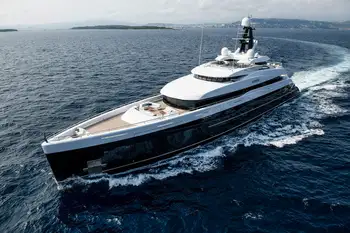 construction yacht luxe