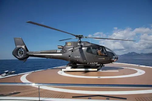 Owner's deck forward helicopter pad