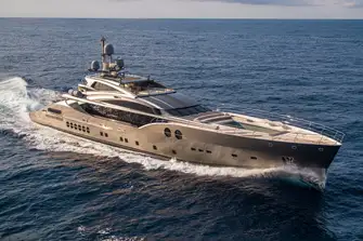 how much does a 170 ft yacht cost