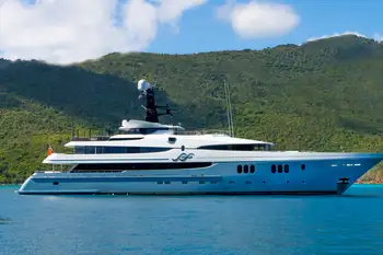 charter sailboat tahiti