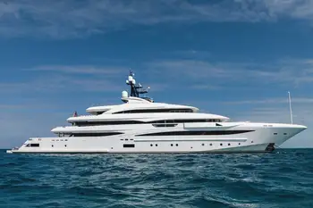 yachts greece charter