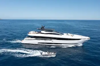 33 meter yacht