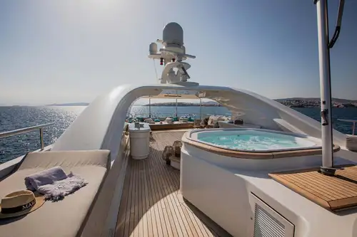 Sun deck