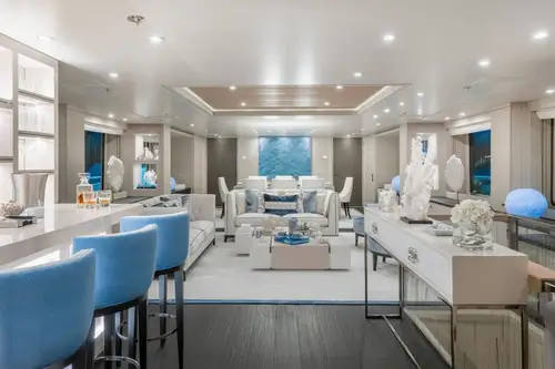 Main deck lounge and bar