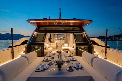 Upper deck aft