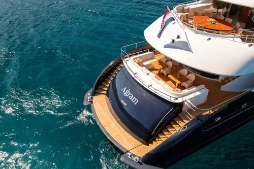 Stern view