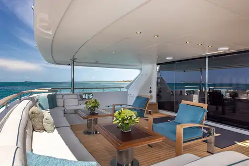 Main deck aft