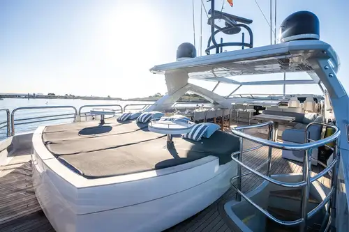 Flybridge
