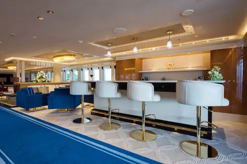 Bridge deck lounge bar