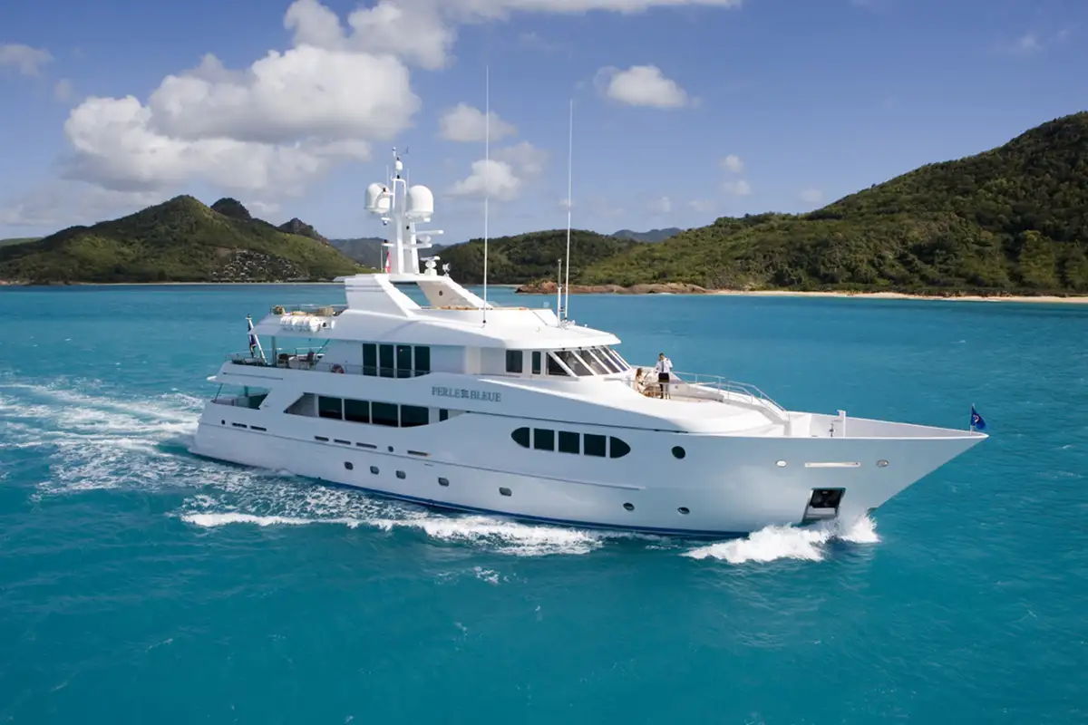 perle bleue yacht owner