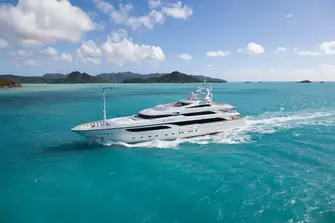 motor of yacht